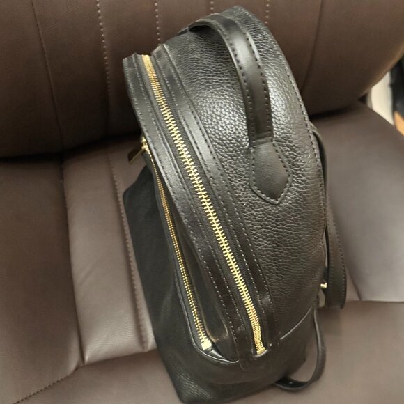 MICHAEL KORS Valerie Medium Pebbled Leather Backpack - Monogram - FREE SHIPPING - Picture 3 of 8